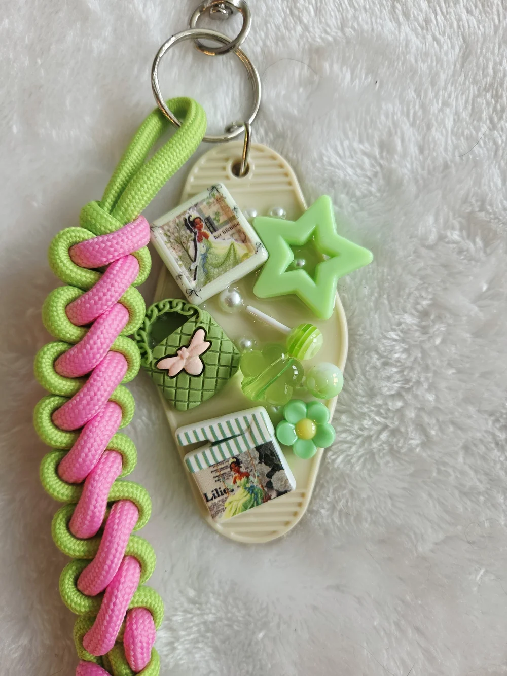 Cute Princess Tiana Green & Pink Paracord Junk Keychain with Star Bag Charm